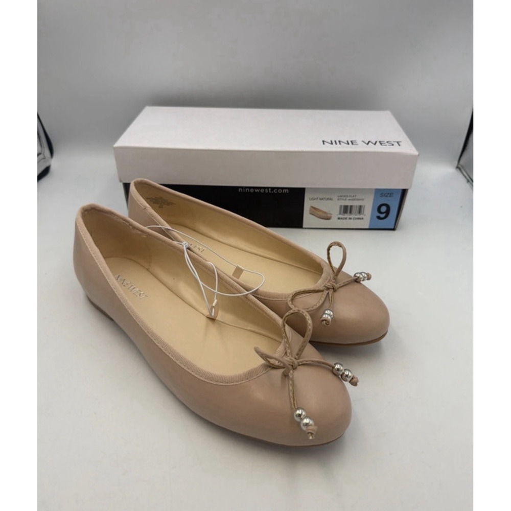 Nine West Women's Size 9M Light Natural Ballet Flats Bow Beaded Round Toe NIB